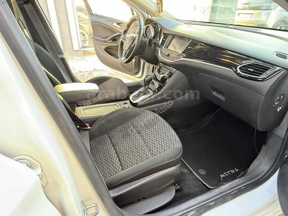 Güven autodan 2016 model cam tavanlı Düşük km lı