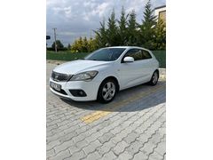 Sahibinden Kia Pro Ceed 1.6 CRDi Cool 2011 Model 