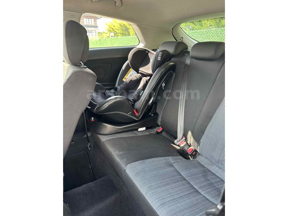 Sahibinden Kia Pro Ceed 1.6 CRDi Cool 2011 Model 