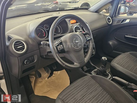ÇAMKIRAN H2 GAZİEMİR'den2014 Opel Corsa 1.3 Cdti Active 75HP