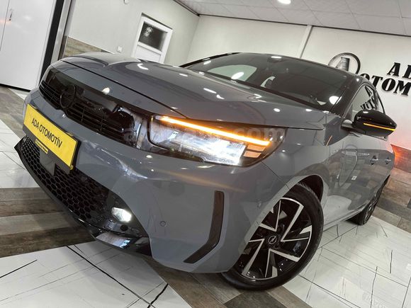 2024 MODEL İLK ELDEN SERVS BAKIMLI 25.00KM CAM TAVAN C0RSA GS