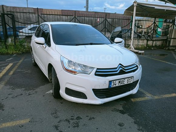 Sahibinden Citroen C4 1.4 VTi Attraction 2012 Model  429.000 km Beyaz