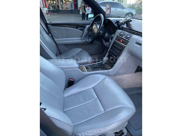 Sahibinden Mercedes - Benz E 200 Avantgarde 1998 Model 
