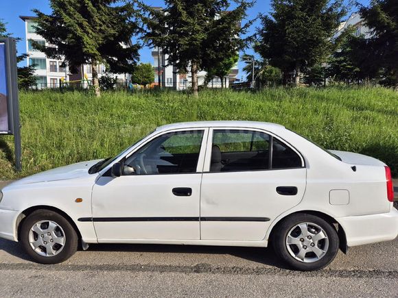 2002 HYUNDAI ACCENT 1.5GLS KLİMALI KAZASIZ