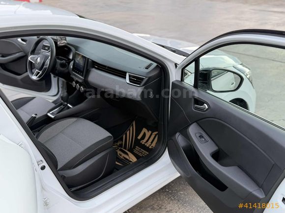 2023 CLİO 1.0 EVOLUTİON 1.0 TCE OTOMATİK 62.000 KM HATASIZ