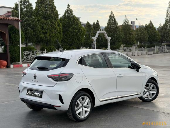 2023 CLİO 1.0 EVOLUTİON 1.0 TCE OTOMATİK 62.000 KM HATASIZ