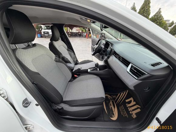 2023 CLİO 1.0 EVOLUTİON 1.0 TCE OTOMATİK 62.000 KM HATASIZ