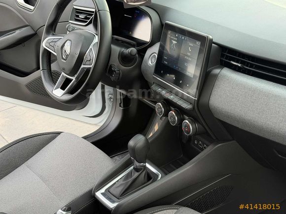 2023 CLİO 1.0 EVOLUTİON 1.0 TCE OTOMATİK 62.000 KM HATASIZ