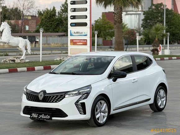 2023 CLİO 1.0 EVOLUTİON 1.0 TCE OTOMATİK 62.000 KM HATASIZ