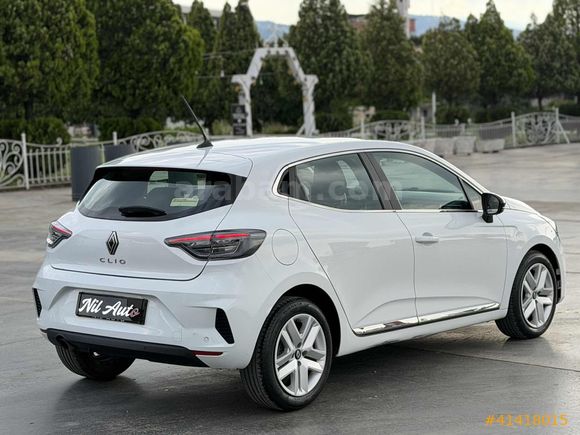 2023 CLİO 1.0 EVOLUTİON 1.0 TCE OTOMATİK 62.000 KM HATASIZ