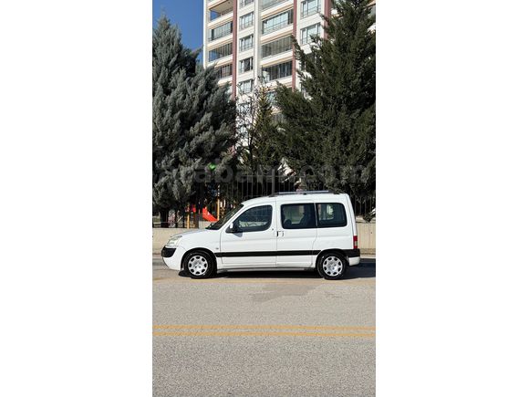 Sahibinden Peugeot Partner 2.0 HDI 2006 Model 