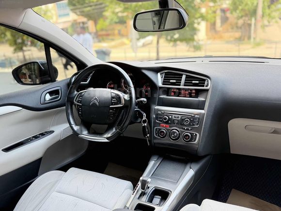 CİTROEN C4 2012 CONFORT PLUS OTOMATİK VİTES 104 BİN KİLOMETREDE