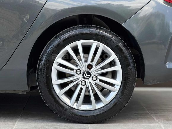 CİTROEN C4 2012 CONFORT PLUS OTOMATİK VİTES 104 BİN KİLOMETREDE