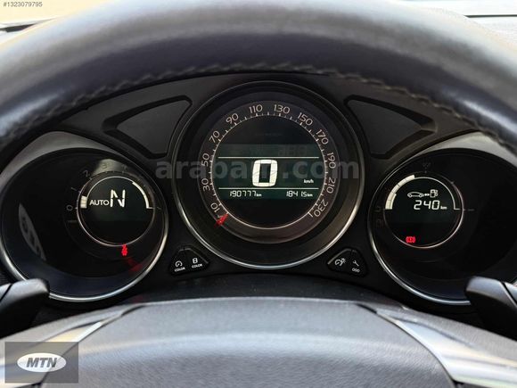 _MTN OTOMOTİV_2012 CITROEN C4 1.6 e-HDi-EXCLUSİVE-CAM TAVAN