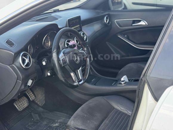 2014 EMSALSİZ TEMİZLİKTE CLA180 AMG