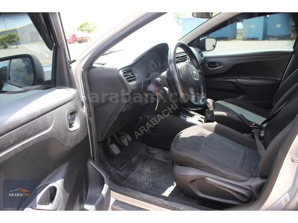 ARABACHI'DAN DÜŞÜK KM PEUGEOT 301