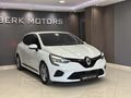 OTOMATİK 2020 RENAULT CLİO 1.3 TCE TOUCH EDC 101 BİNDE