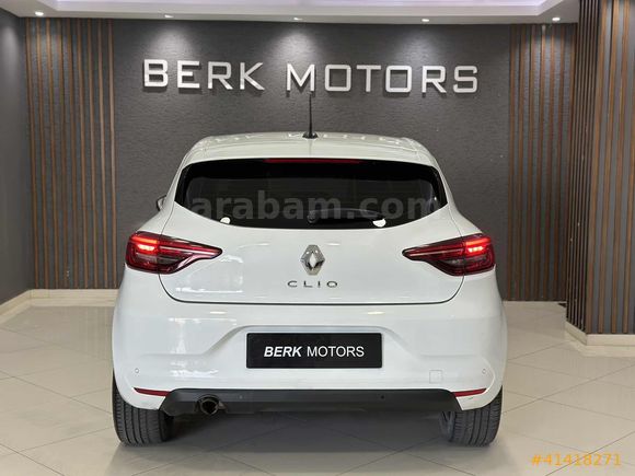 OTOMATİK 2020 RENAULT CLİO 1.3 TCE TOUCH EDC 101 BİNDE