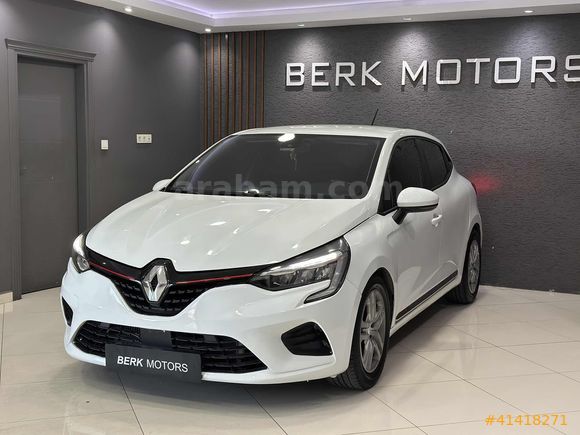 OTOMATİK 2020 RENAULT CLİO 1.3 TCE TOUCH EDC 101 BİNDE