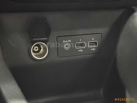 OTOMATİK 2020 RENAULT CLİO 1.3 TCE TOUCH EDC 101 BİNDE