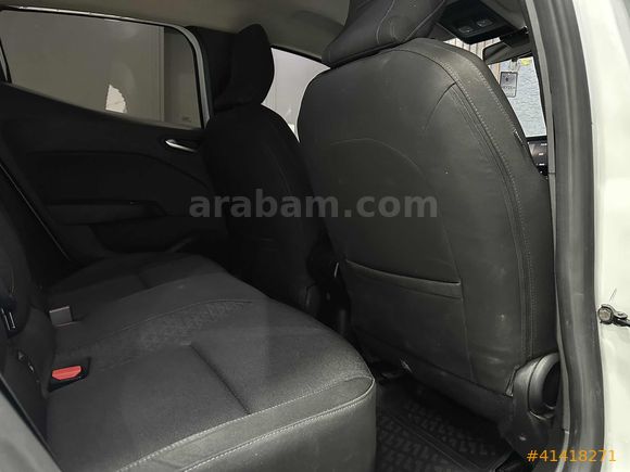 OTOMATİK 2020 RENAULT CLİO 1.3 TCE TOUCH EDC 101 BİNDE