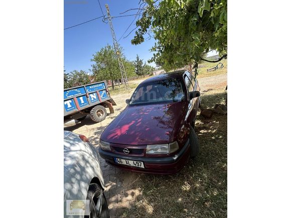 Opel Vektra 1.6