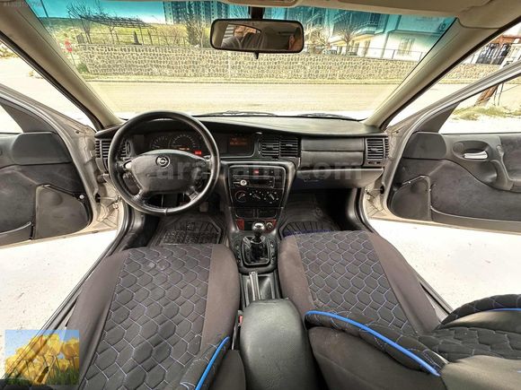 2000 MODEL TEMİZ VECTRA