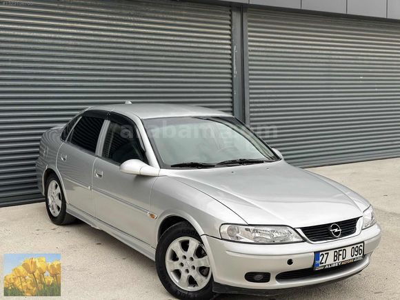 2000 MODEL TEMİZ VECTRA
