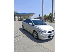 Sahibinden Hyundai Accent Blue 1.4 CVVT Mode Plus 2012 Model