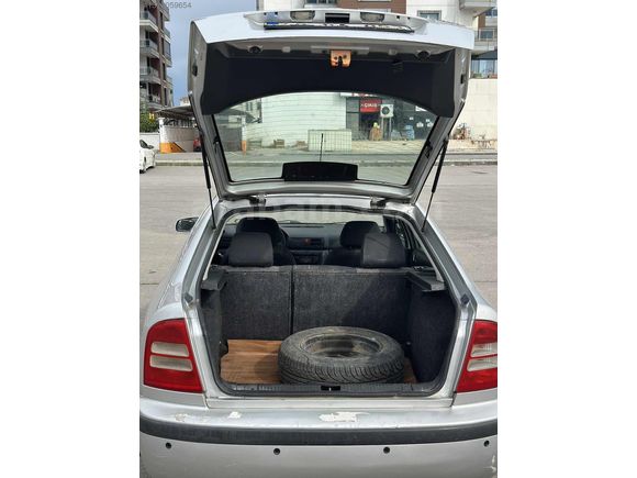 Degişensiz Skoda octavia 1.6 benzin lpg