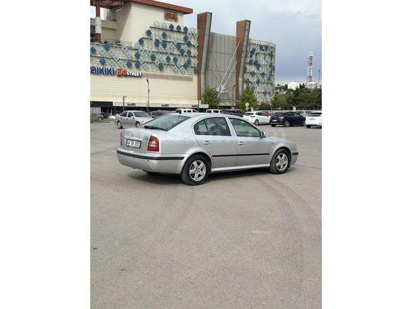 Degişensiz Skoda octavia 1.6 benzin lpg