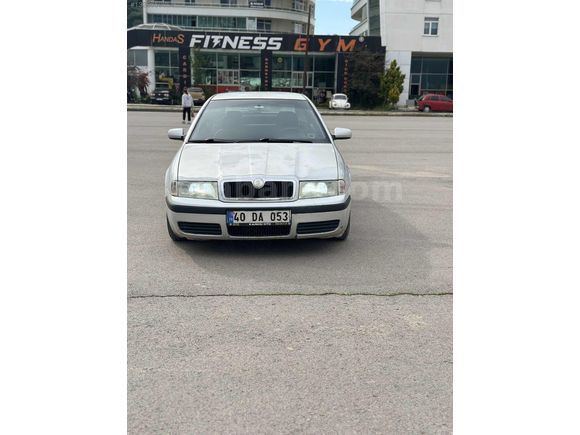 Degişensiz Skoda octavia 1.6 benzin lpg