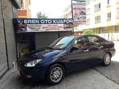 Sahibinden Ford Focus 1.6 Ghia 2004 Model Ankara 270.000 km Mavi