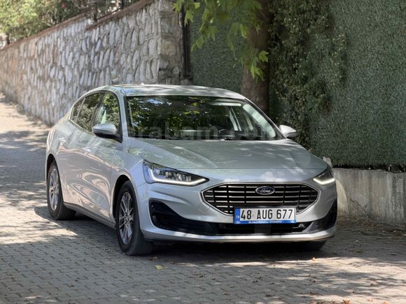 Galeriden Ford Focus 1.5 EcoBlue Titanium Stil 2024 Model İzmir