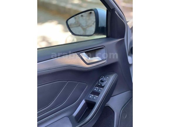 Galeriden Ford Focus 1.5 EcoBlue Titanium Stil 2024 Model İzmir