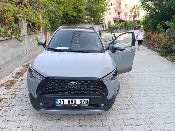Sahibinden Toyota Corolla Cross 1.8 Hybrid Flame X-Pack 2024 Model  47000 km Gri