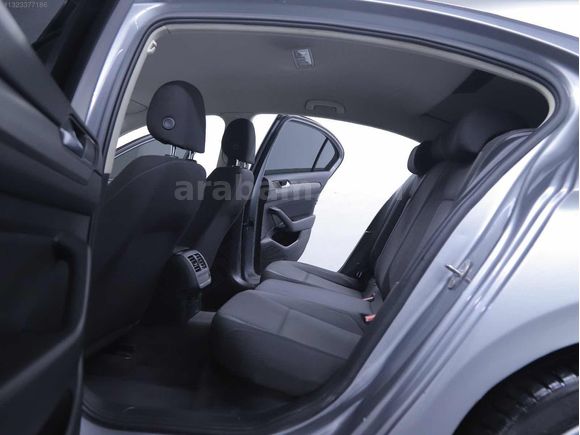 2017 MDL OTOMTİK PASSAT KAPUT TAVAN BAGAJ BOYASIZ TEK DEĞİŞEN