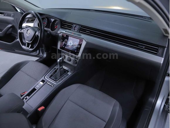 2017 MDL OTOMTİK PASSAT KAPUT TAVAN BAGAJ BOYASIZ TEK DEĞİŞEN