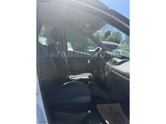 ''DEĞİŞENSİZ'' 2010 MODEL RENAULT CLİO 1.2 AUTHENTİQUE