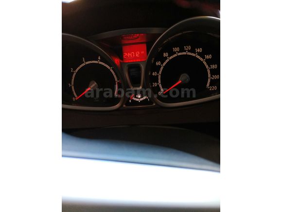 Sahibinden Ford Fiesta 1.4 Titanium X 2011 Model