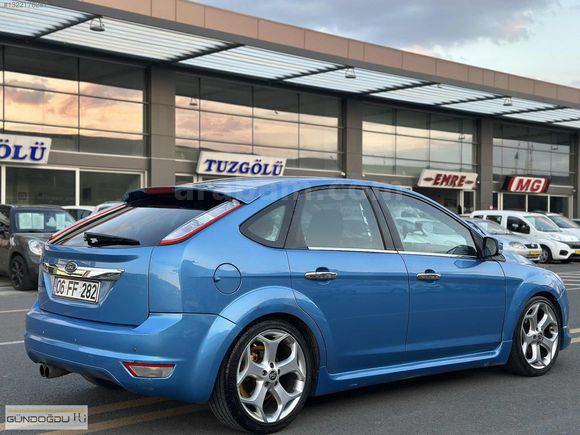 HATASIZ BOYASIZ YAPILI LANSMAN RENK FOCUS 1.6 TİTANİUM