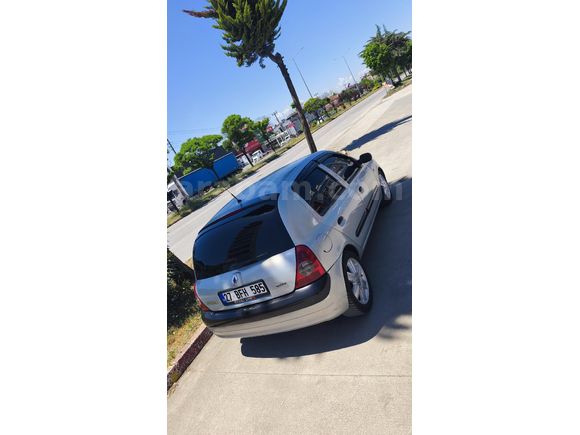 Hatasız Clio 2 HB