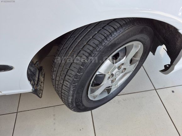 BALIKESİR GÜLDALI'DAN 2002 MODEL 1.3 ORJİNAL KLİMALI LPG ACCENT