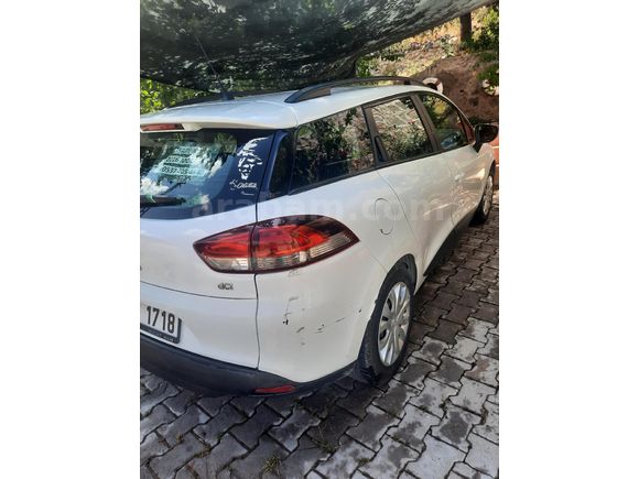 Sahibinden Renault Clio 1.5 dCi SportTourer Joy 2016 Model  132.000 km Beyaz