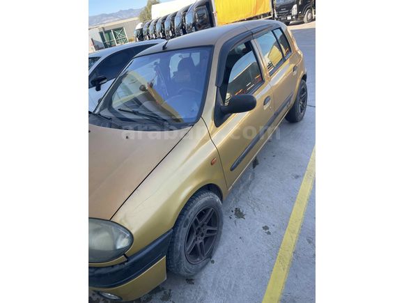Sahibinden Renault Clio 1.4 RTA 2000 Model 