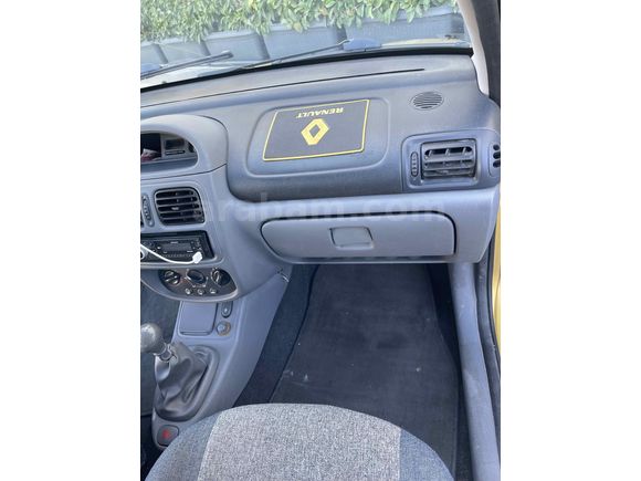 Sahibinden Renault Clio 1.4 RTA 2000 Model 
