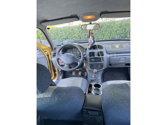 Sahibinden Renault Clio 1.4 RTA 2000 Model 