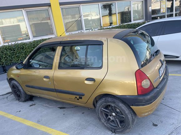 Sahibinden Renault Clio 1.4 RTA 2000 Model 