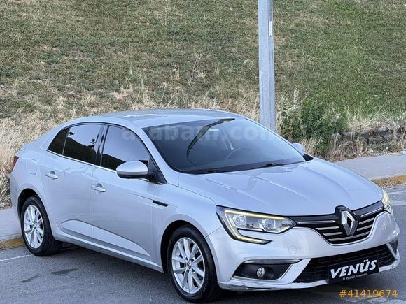 VENÜS OTO 2017 MODEL MEGANE TOUCH EDC+Ç.JANT+ANAHTARSIZ GİRİŞ