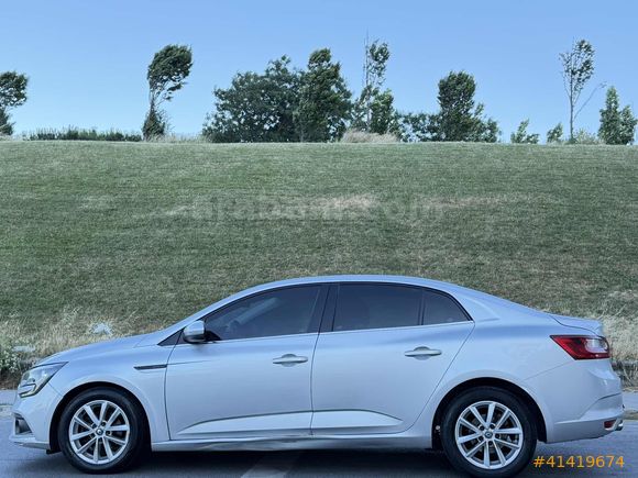 VENÜS OTO 2017 MODEL MEGANE TOUCH EDC+Ç.JANT+ANAHTARSIZ GİRİŞ